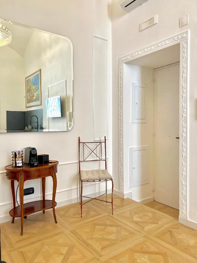 Fiorentine Relais Neapel Exteriör bild